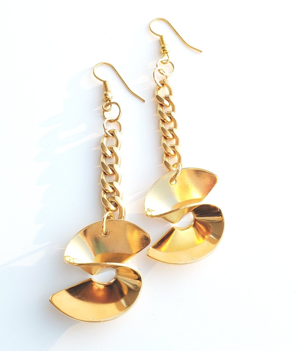 Nyla Heart Earrings
